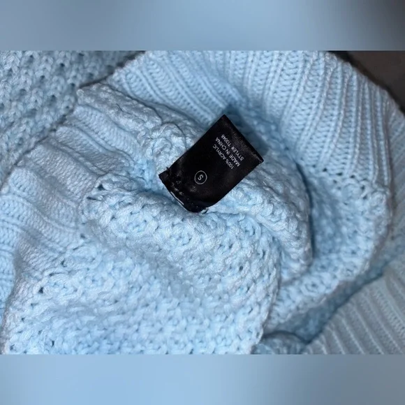 Fashion Nova Sky Blue V-Neck Sweater - Picture 5 of 5